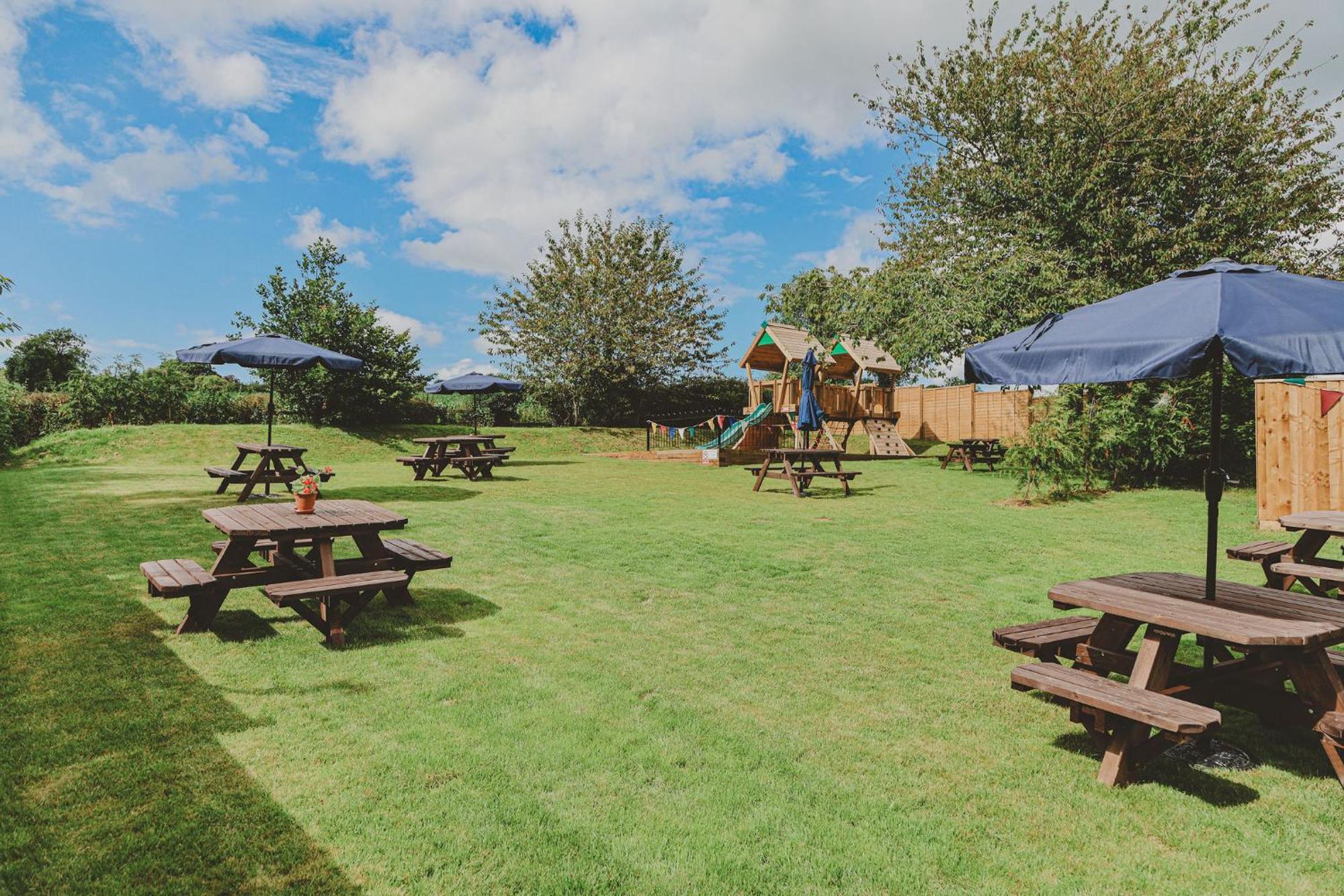 The Butterleigh Inn Cullompton Exterior photo
